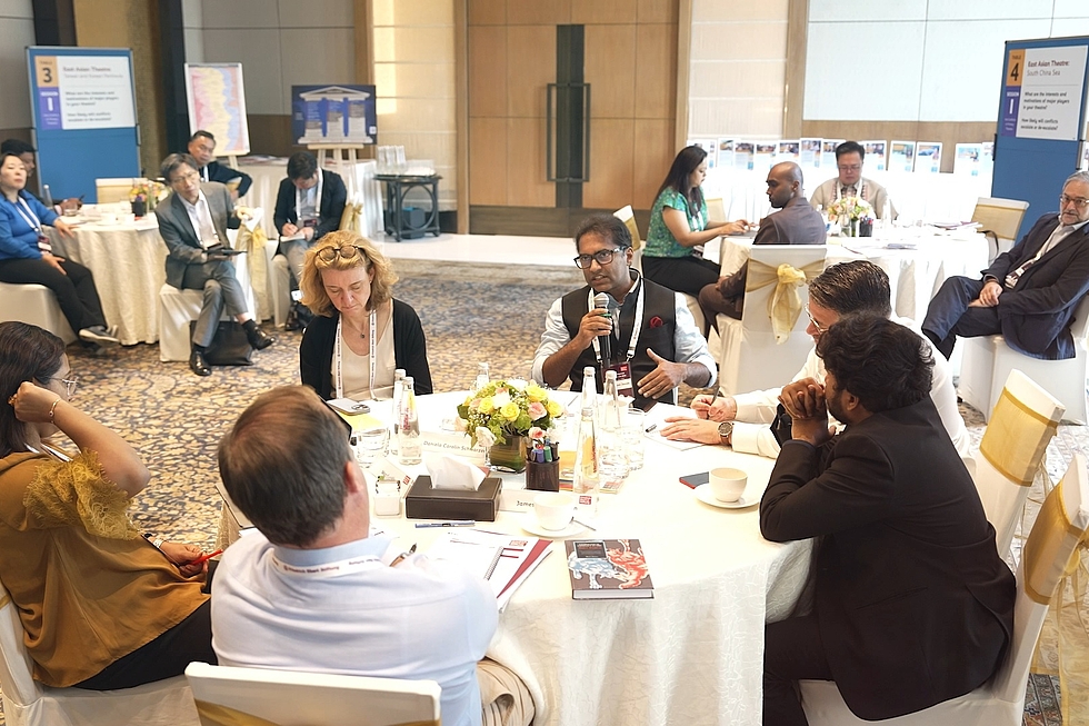 Group discussion in Inter-regional Geopolitics Lab